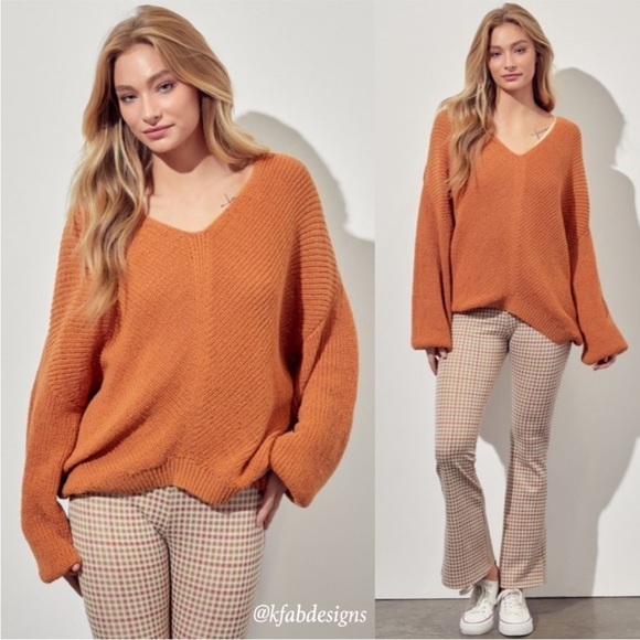 Beautiful soft sweater NWT - Picture 2 of 3